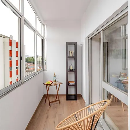 Lejlighed Bright Flat With Balcony & Garage By Hostwise