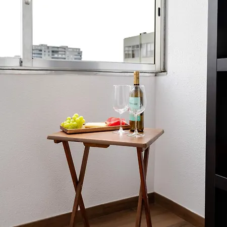 Bright Flat With Balcony & Garage By Hostwise Lejlighed *